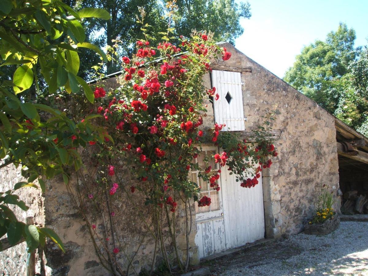 Chambres D'Hotes La Charriere Cheffois Buitenkant foto