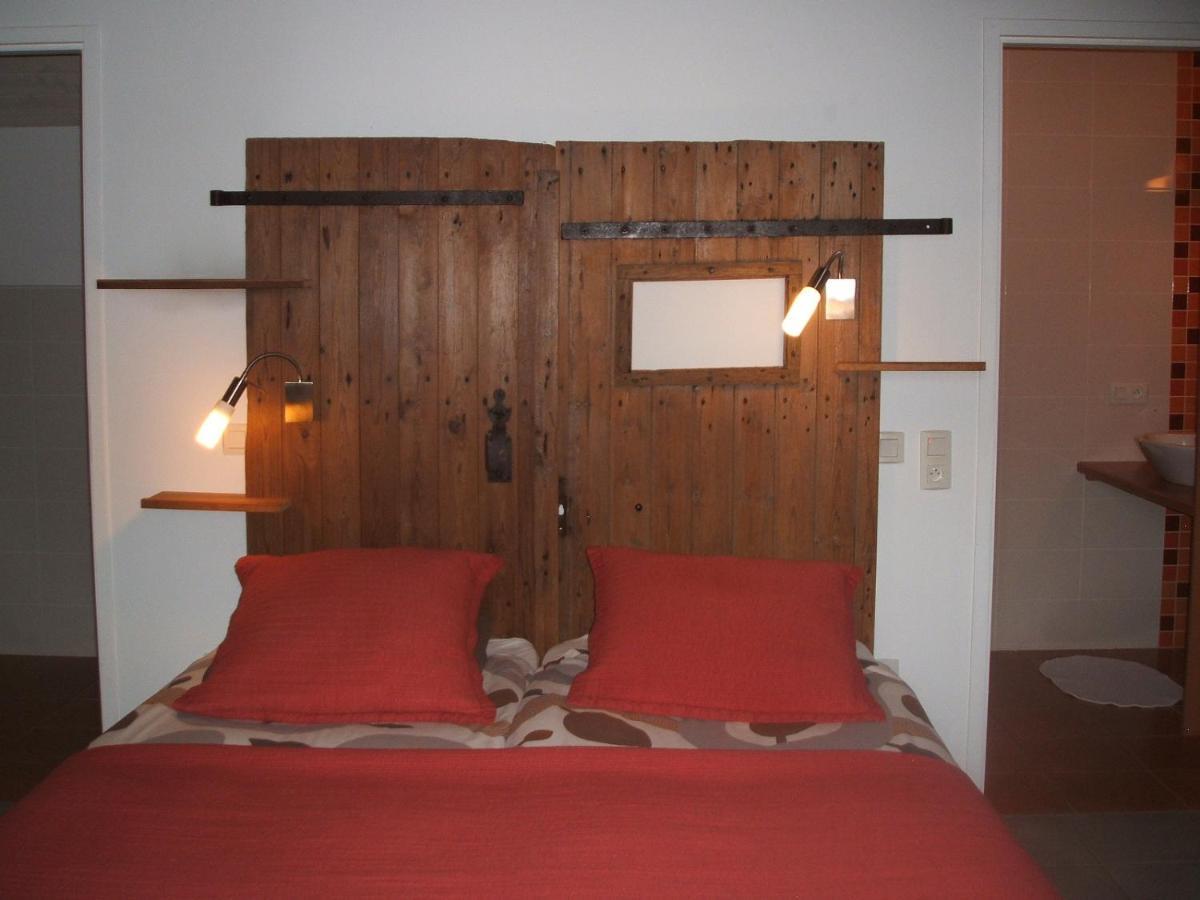 Chambres D'Hotes La Charriere Cheffois Buitenkant foto