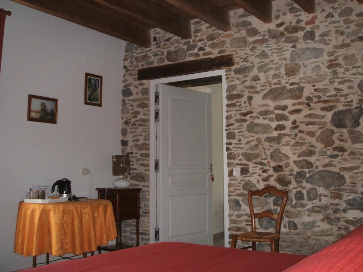 Chambres D'Hotes La Charriere Cheffois Buitenkant foto